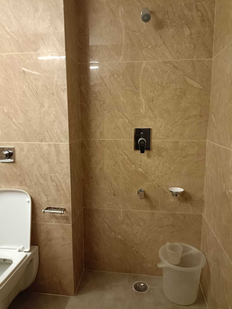 Hotel Asia Vaishno Devi 38/41