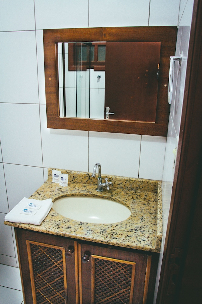Hotel Bela Onda 44/48