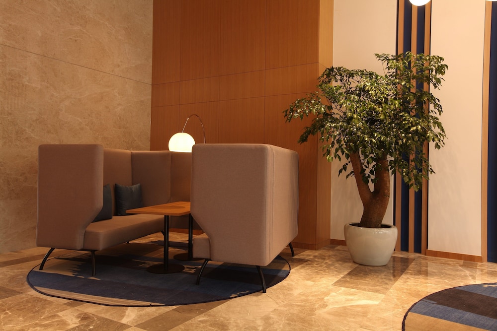 HOLIDAY INN EXPRESS XI'AN QUJIANG SOUTH 34/67