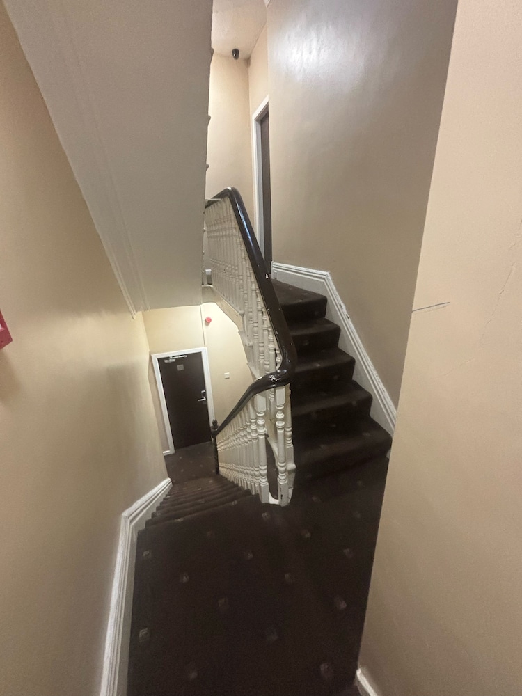 The Lawton Hotel 17/50