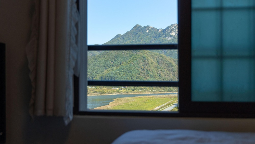 Chuncheon Beautiful House Pension 29/50