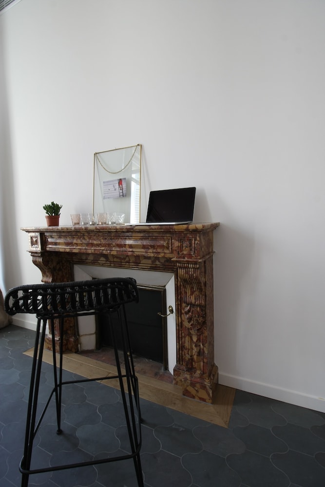 Casa Blanca B&B 4/50