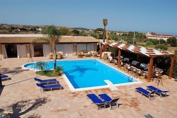 Villa Carlo Resort 7/59