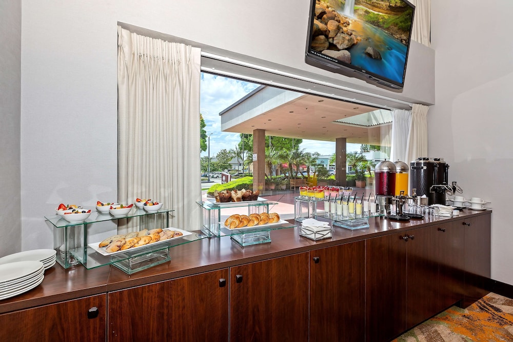 Doubletree By Hilton Whittier Los Angeles 52/79