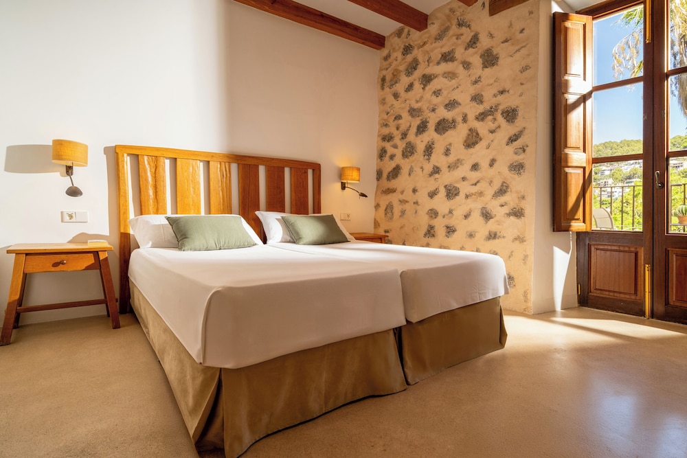 ES PORT HOTEL 12/50