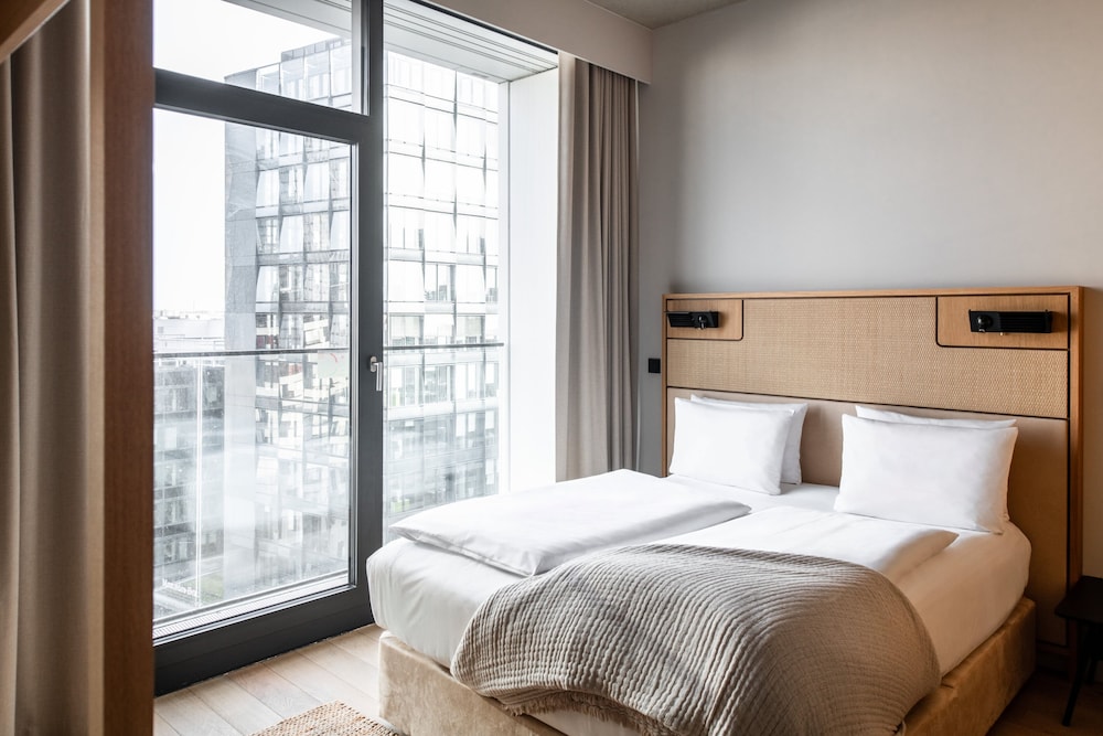 1 Bedroom, Open Plan, Suite, Queen Bed