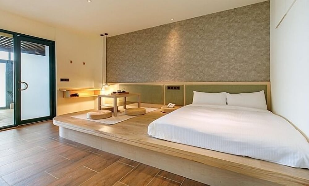 SIGNATURE, DOUBLE BED