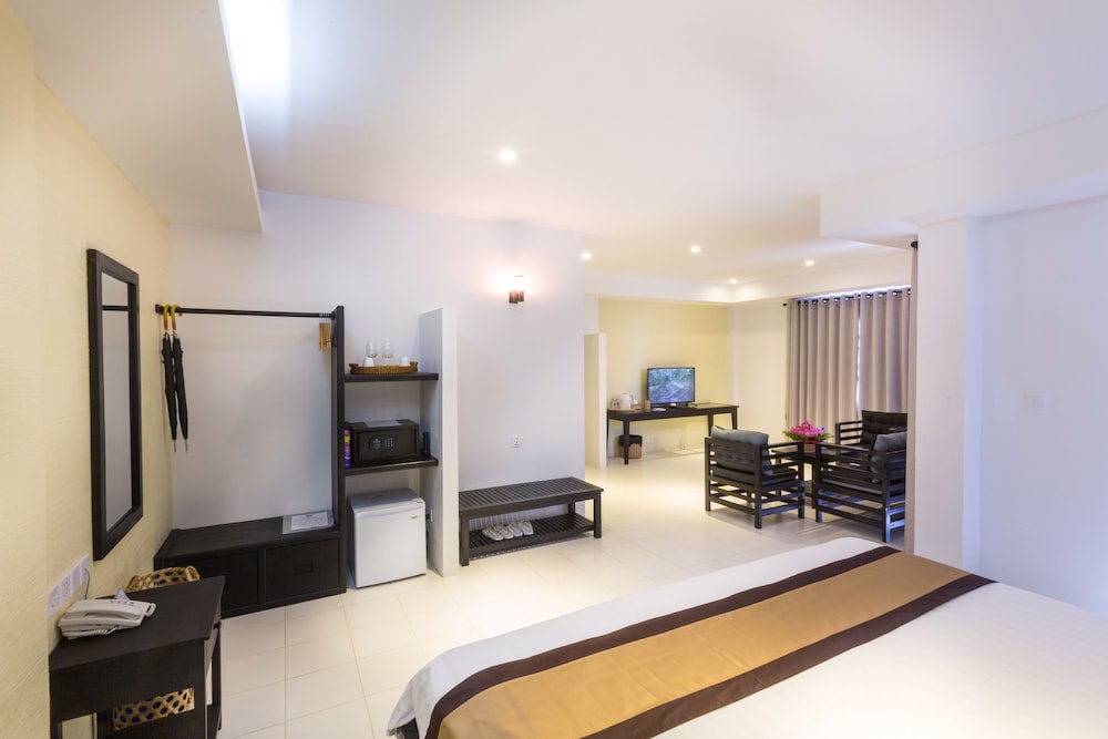 Mary Beach Hotel and Resort 27/50