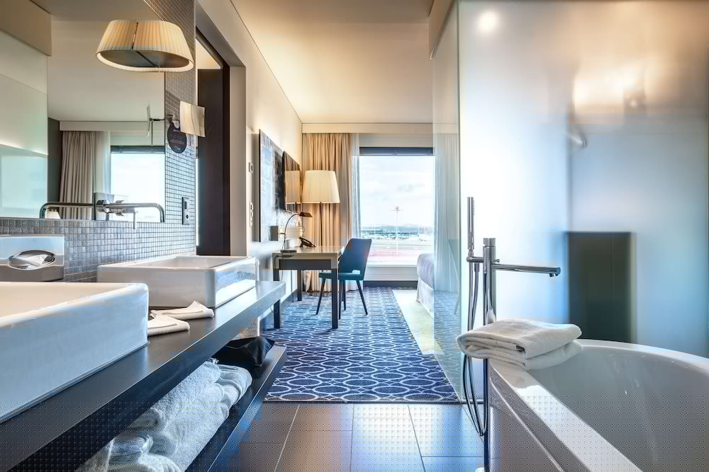 Radisson Blu Hotel Zurich Airport 56/72