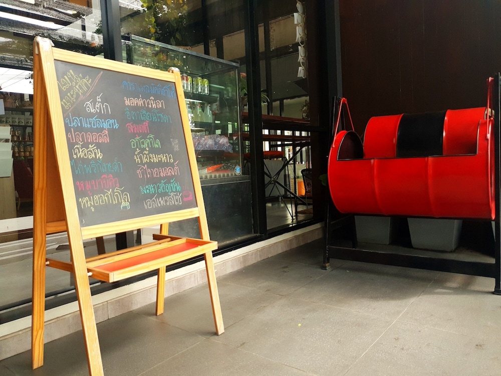 iResidence Hotel Pathumthani 45/50