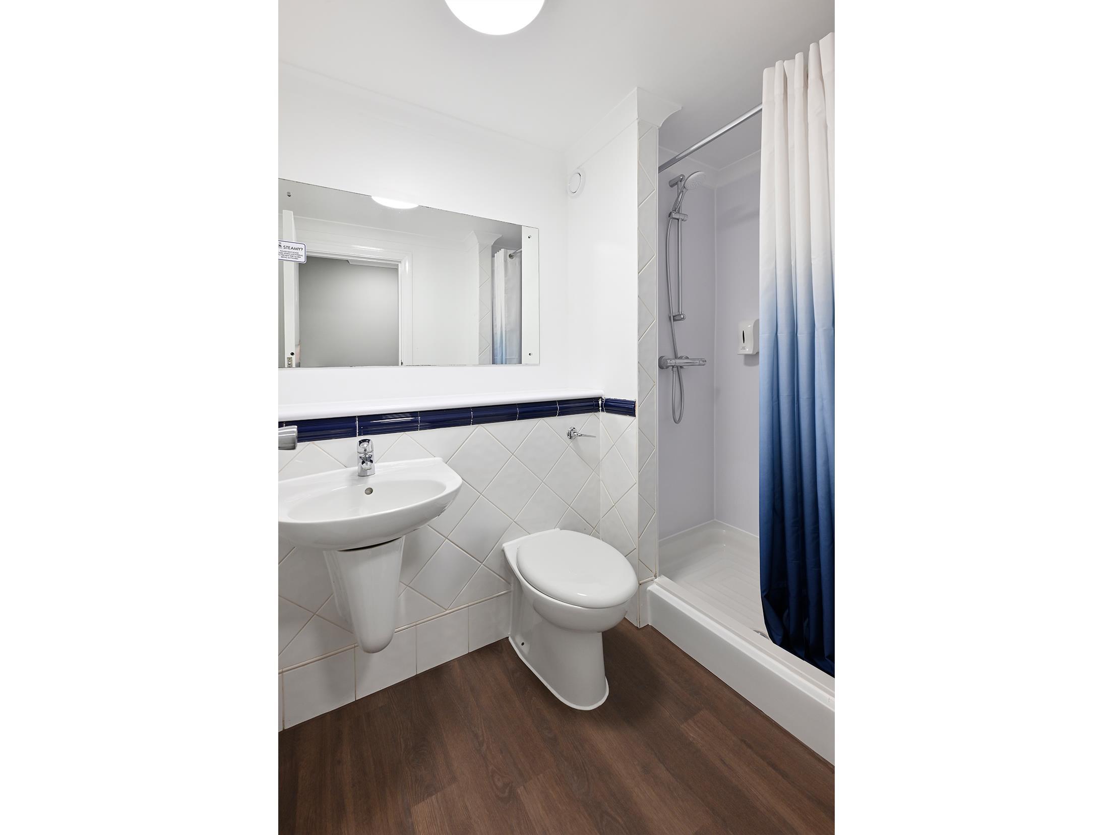 Travelodge Milton Keynes Shenley Church 19/21
