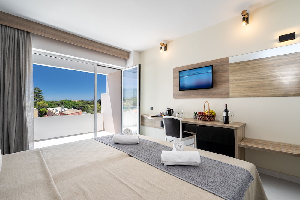 Castellum Suites - All Inclusive 25/48