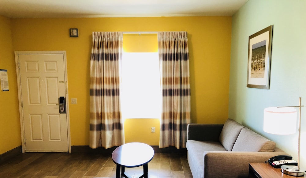 Days Inn by Wyndham Port Aransas TX 22/34