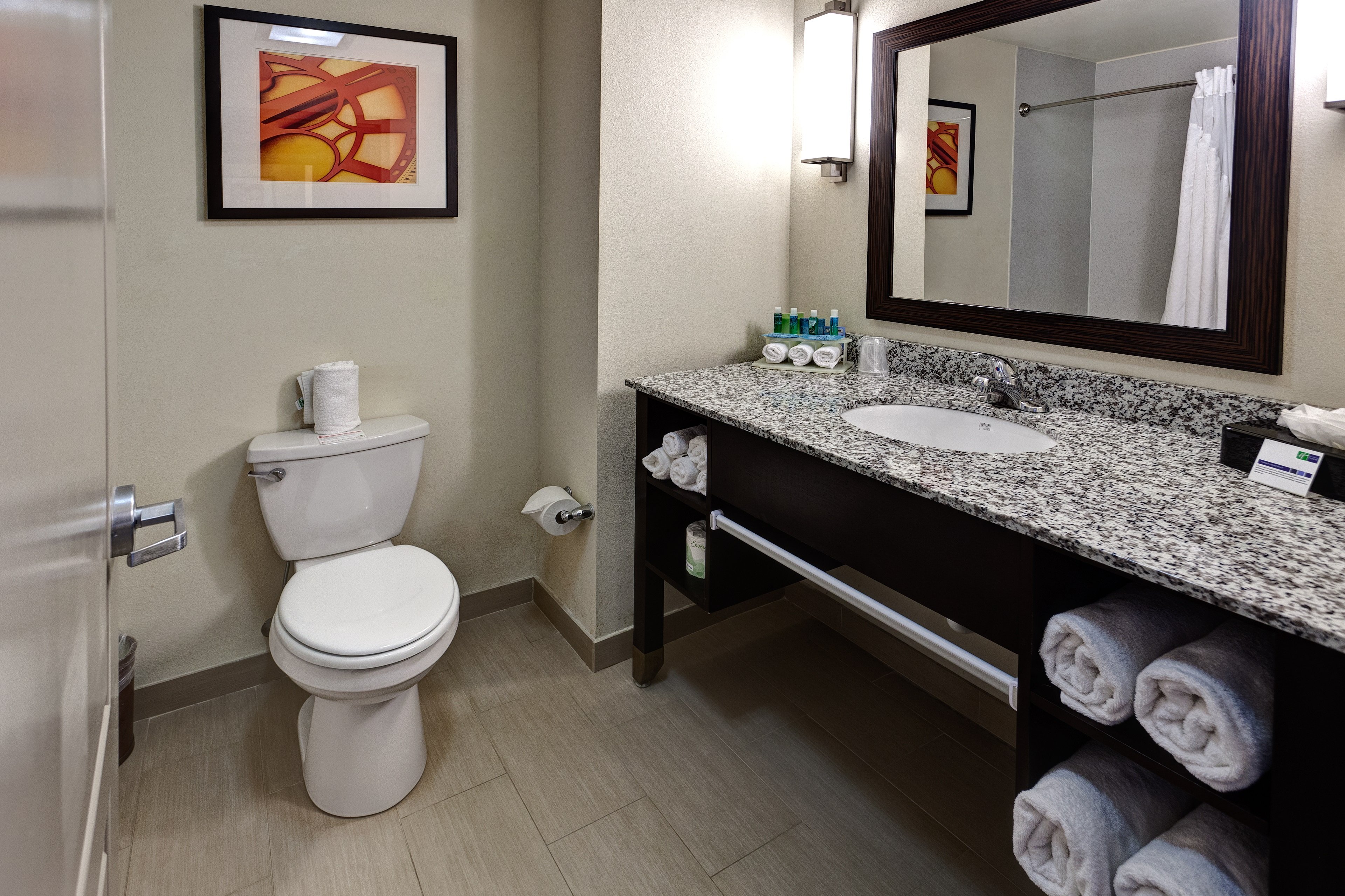 Holiday Inn Express & Suites Wichita Northwest Maize K-96 43/43
