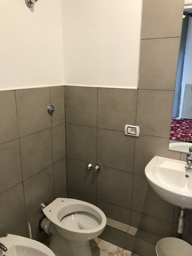Room 110 42/50