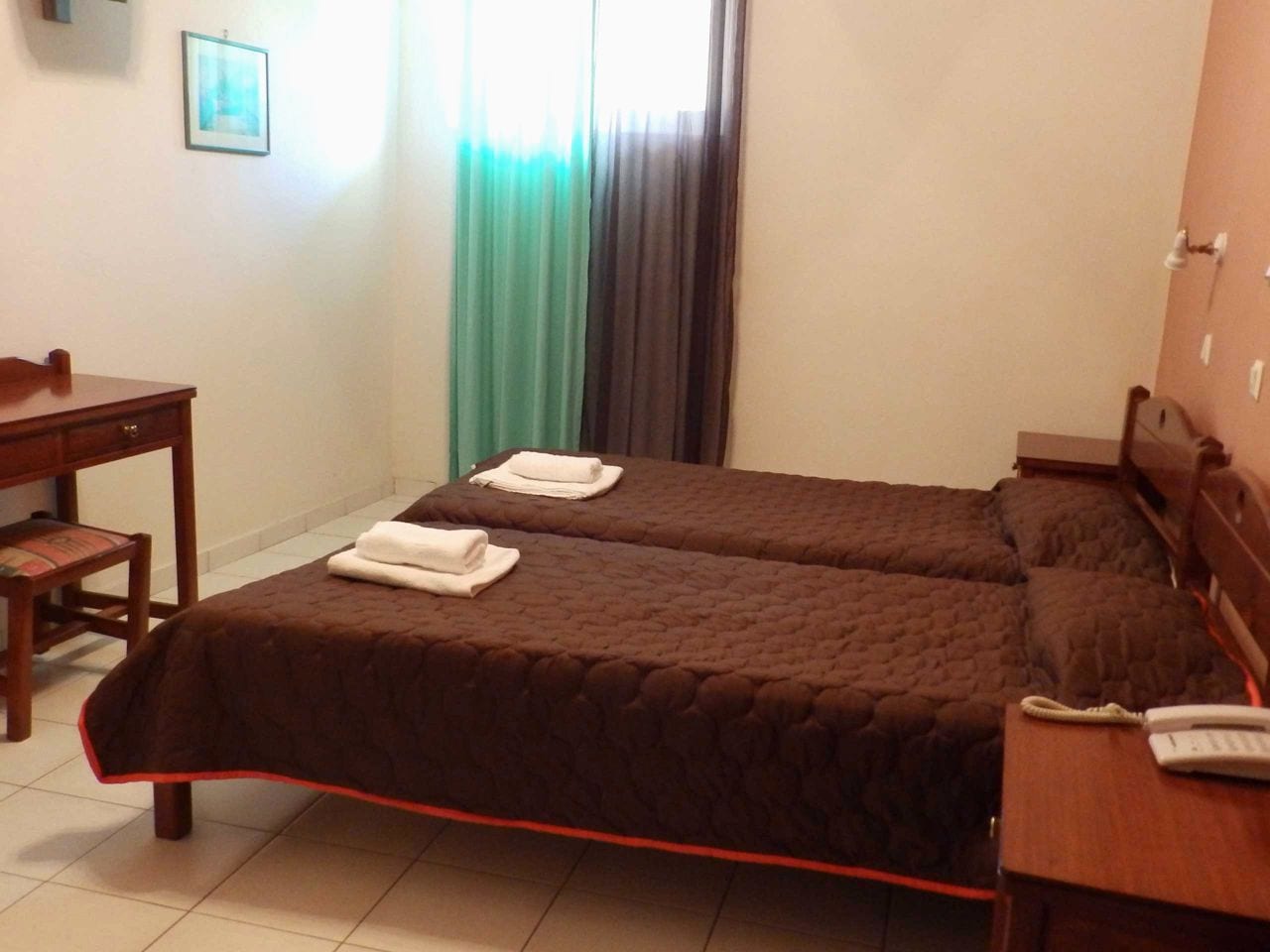 APARTMENT, TWIN BEDS, TRUNDLE BED, SOFA, GROUND FLOOR