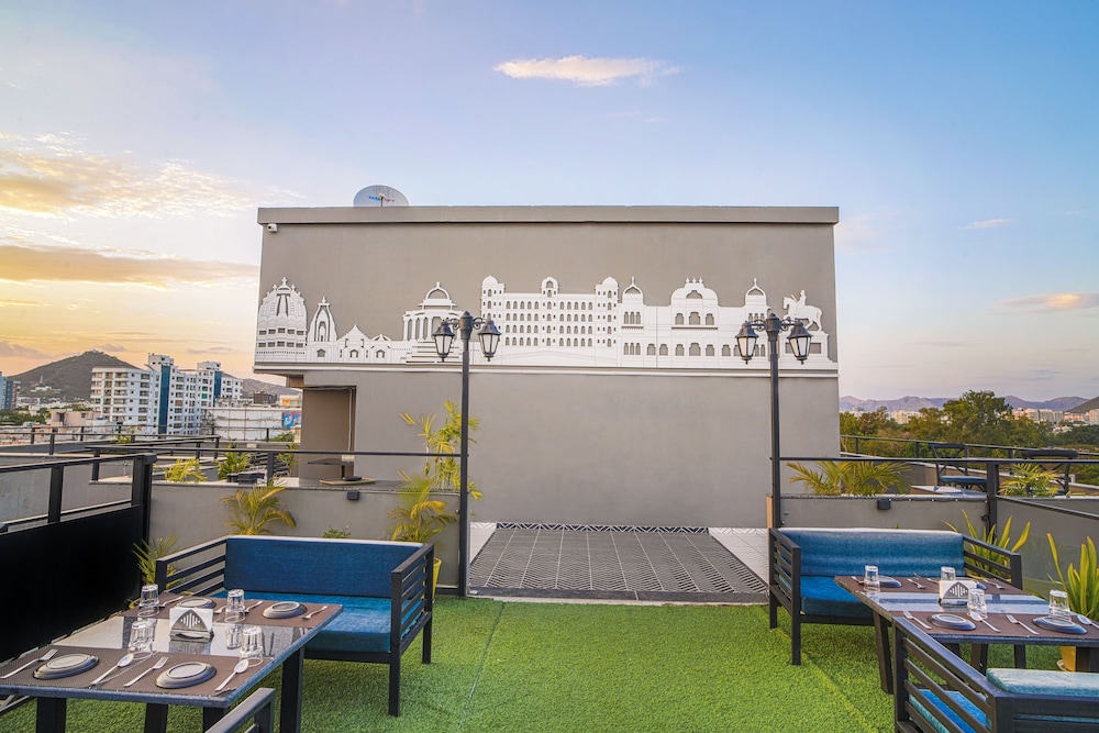 Horizon Hotel 7/49