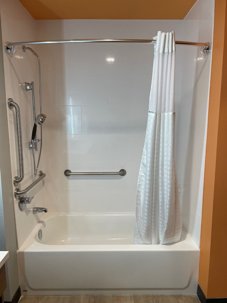 La Quinta Inn Suites By Wyndham San Antonio Seaworld Lafb 37/39