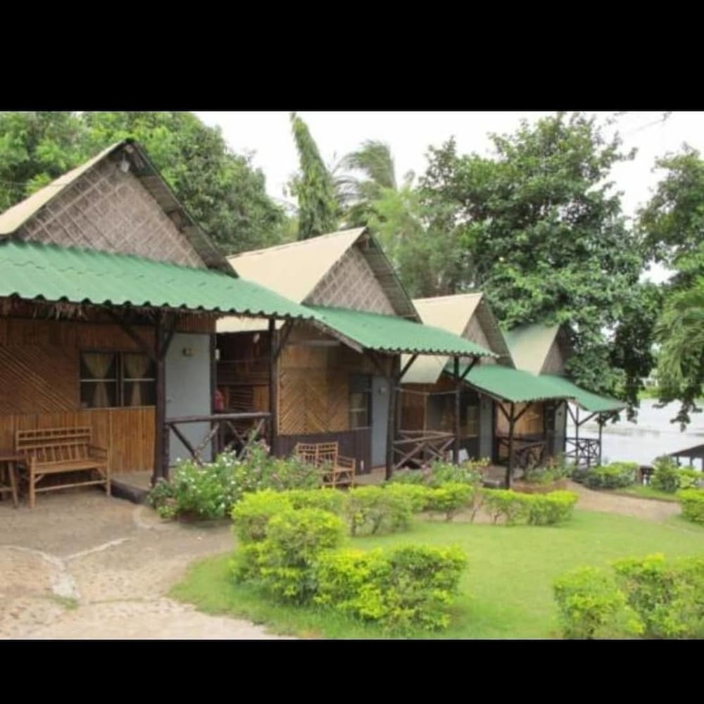 Sugar Cane Guest House 1 43/50