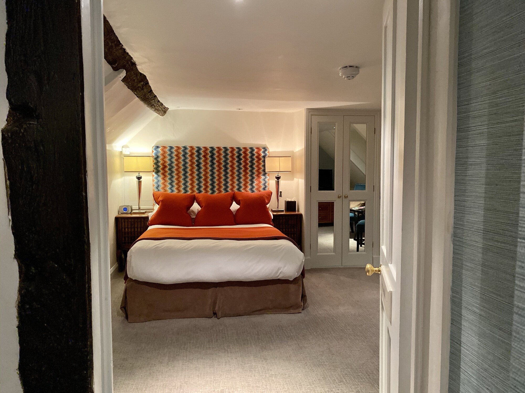 Luxury, King Bed