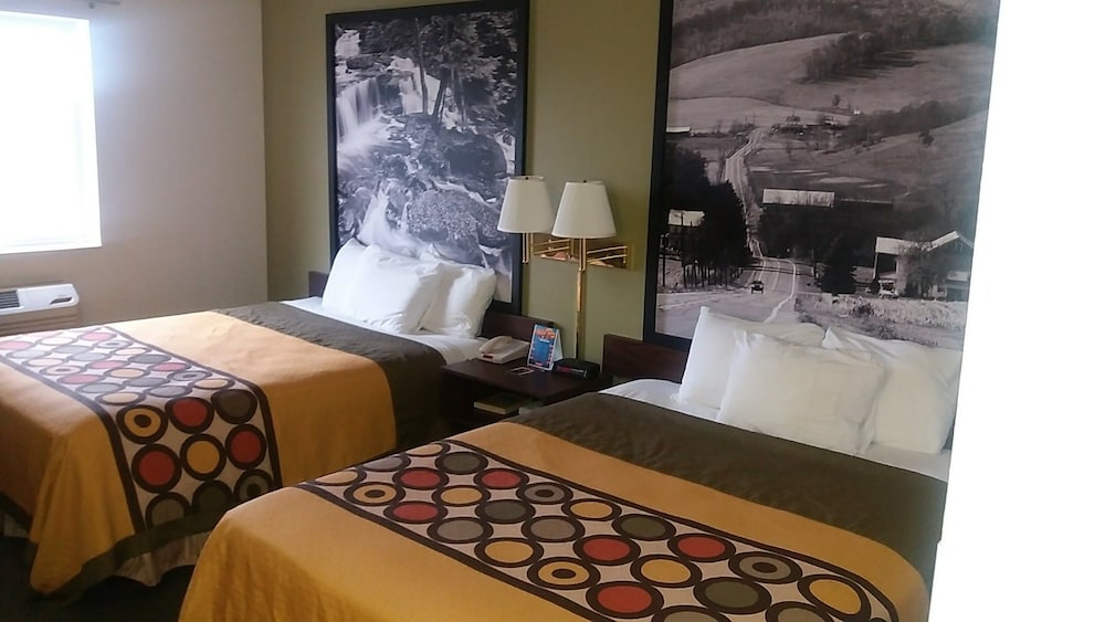 Super 8 by Wyndham West Middlesex/Sharon Area 17/42