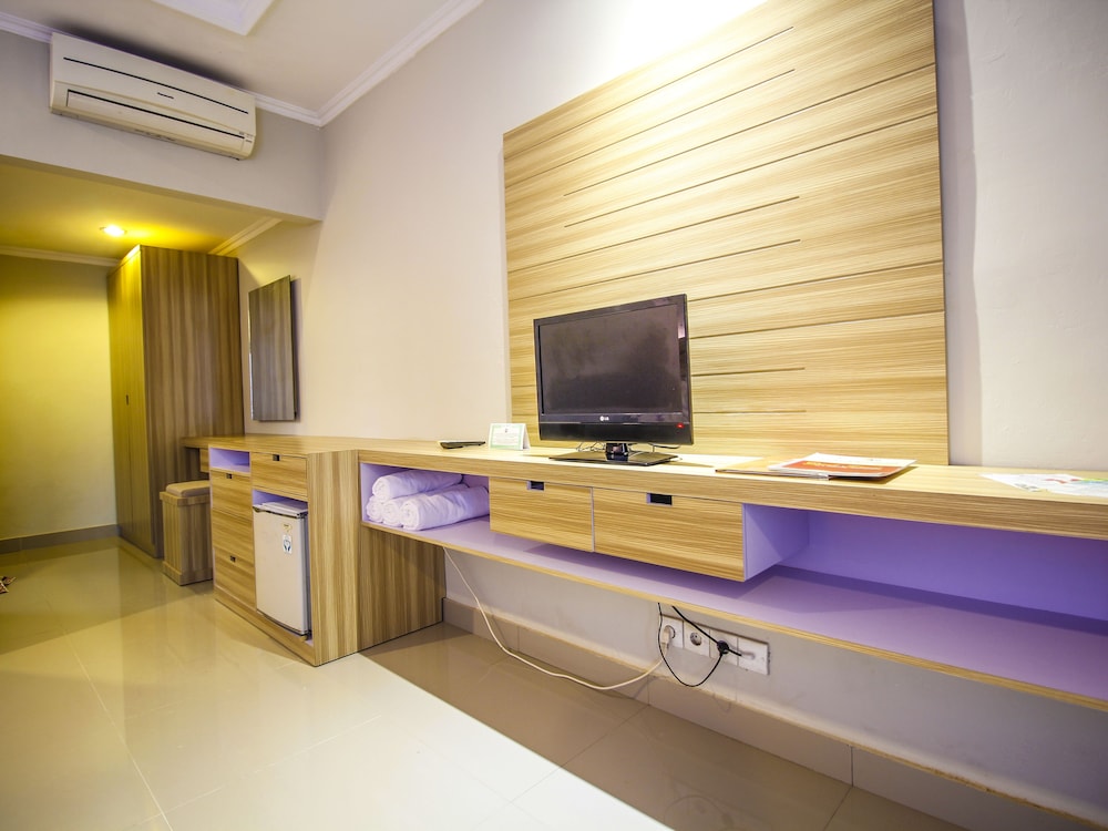 Legian Village Beach Resort 40/75