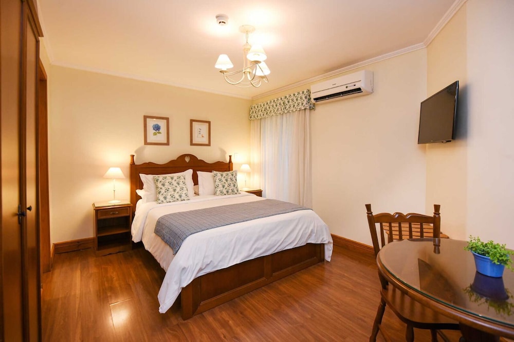 SUPERIOR, DOUBLE BED