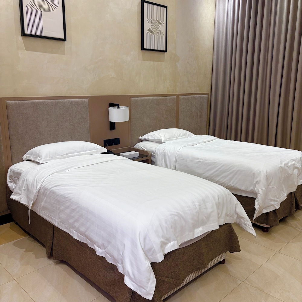Mandarin Hotel Apartments 6/49