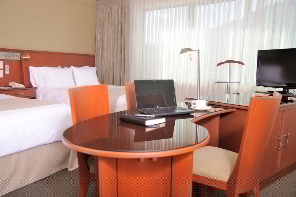 Suites Camino Real 63/73