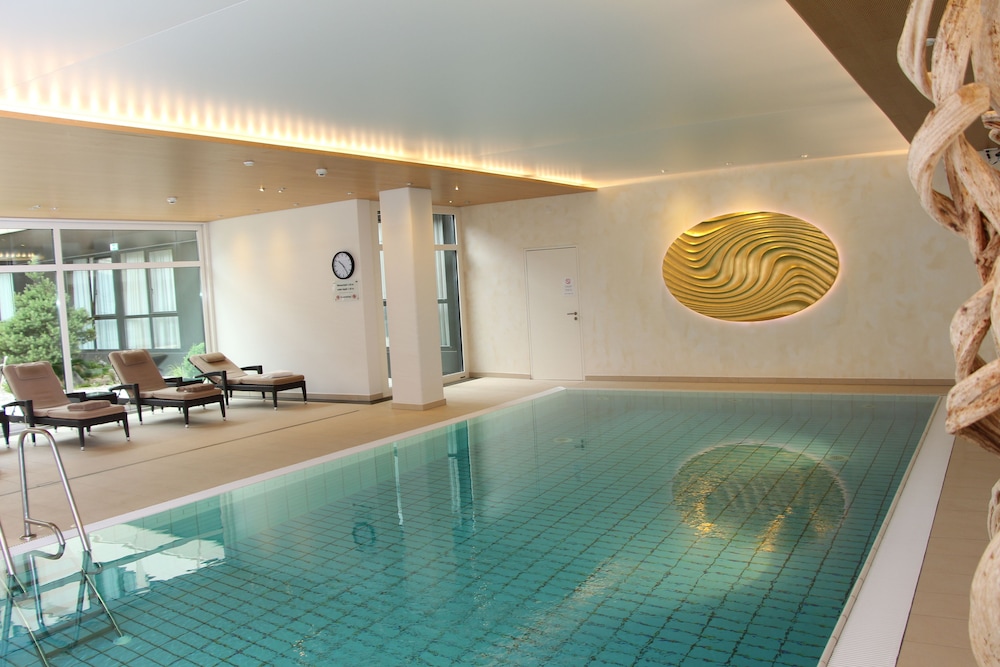 Ramada by Wyndham Nuernberg Parkhotel 25/36