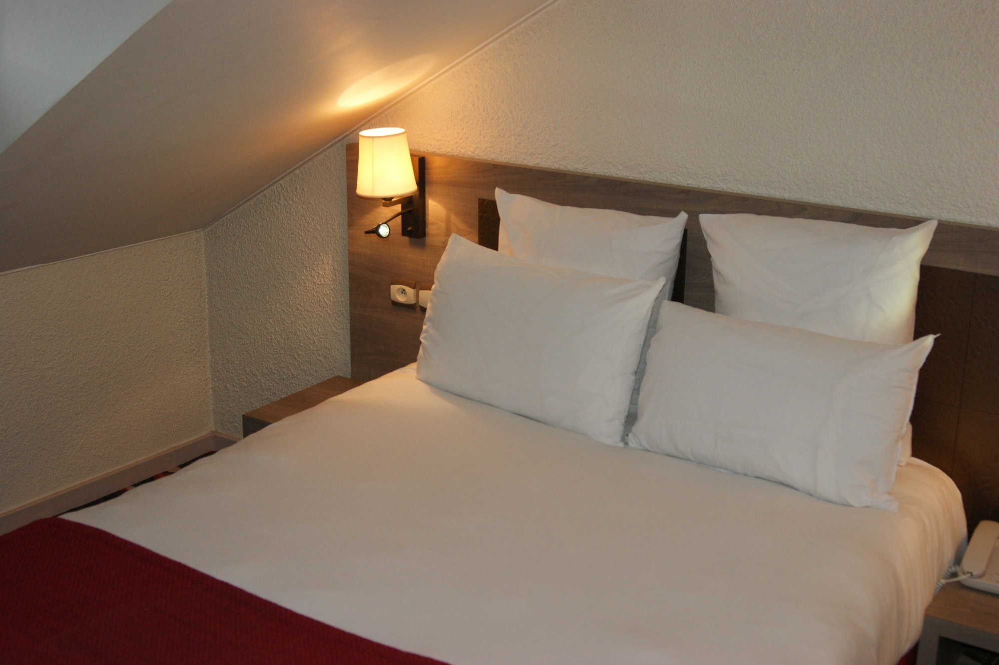 CLASSIC, DOUBLE BED, ATTIC