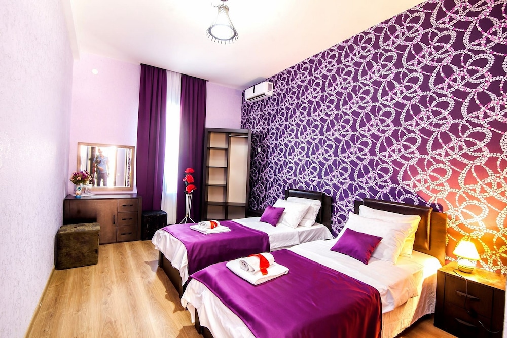 Hotel Ellegance 16/65
