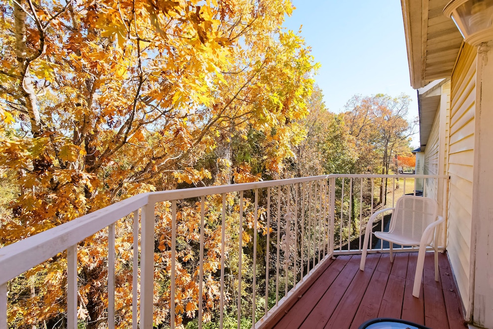 Hotel O Eureka Springs - Christ of Ozark Area 40/73