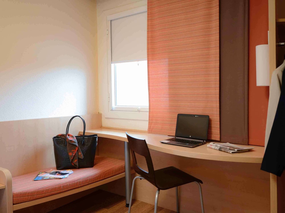 Ibis Caen Centre 57/72