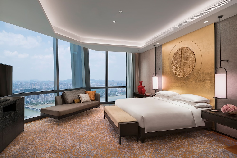 Grand Hyatt Changsha 12/72