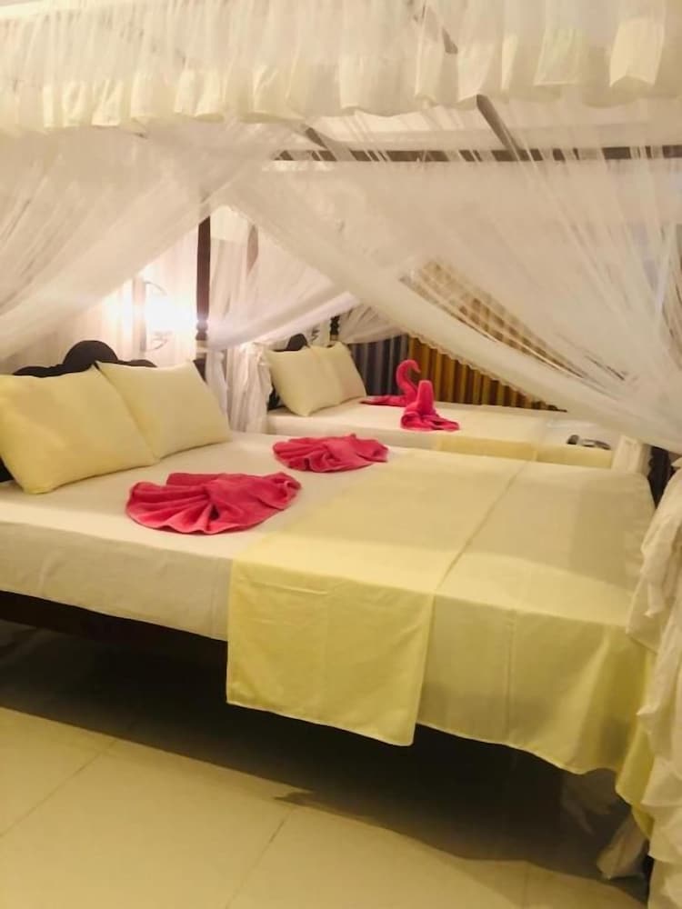 Coral Palm Villa And Apartment 16/50