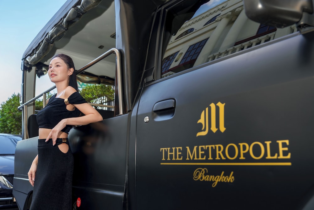 Metropole Bangkok, a Tribute Portfolio Hotel by Marriott 12/72