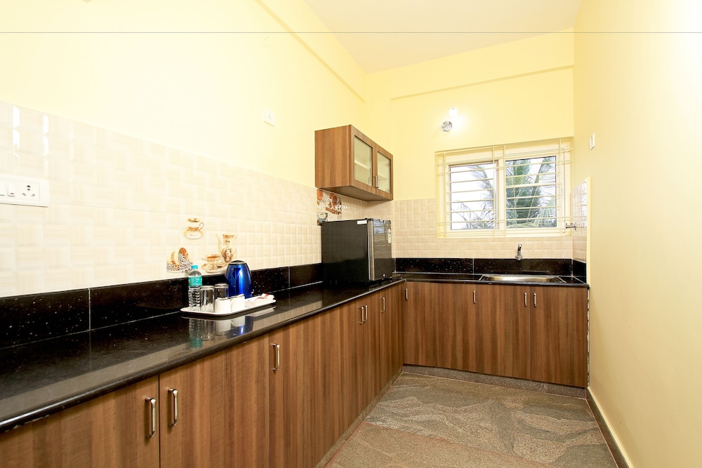 Tranzotel Bangalore Airport Hotel 5/47