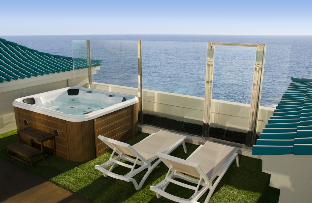 Ereza Mar - Adults Only 75/75