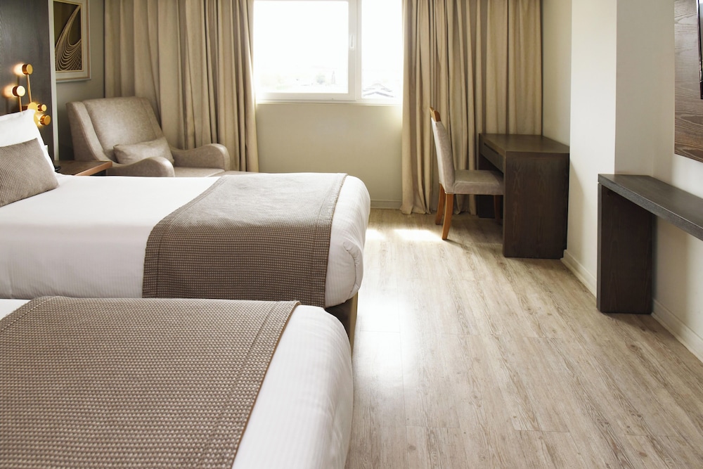 Hotel He Wang 9/48