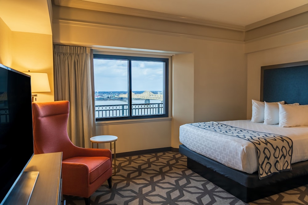 1 BEDROOM, EXECUTIVE, SUITE, EAST TOWER