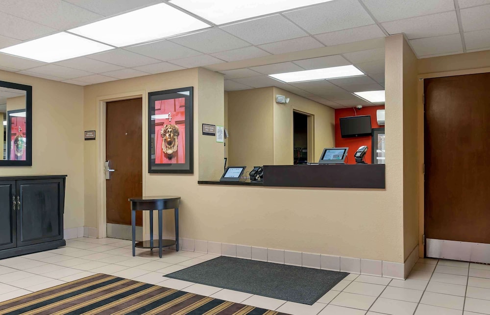 Extended Stay America - Detroit - Madison Heights 3/53