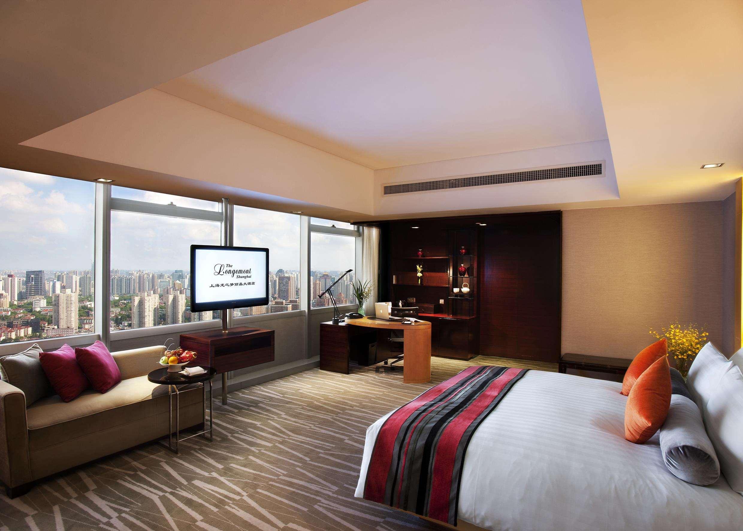 STUDIO ROOM