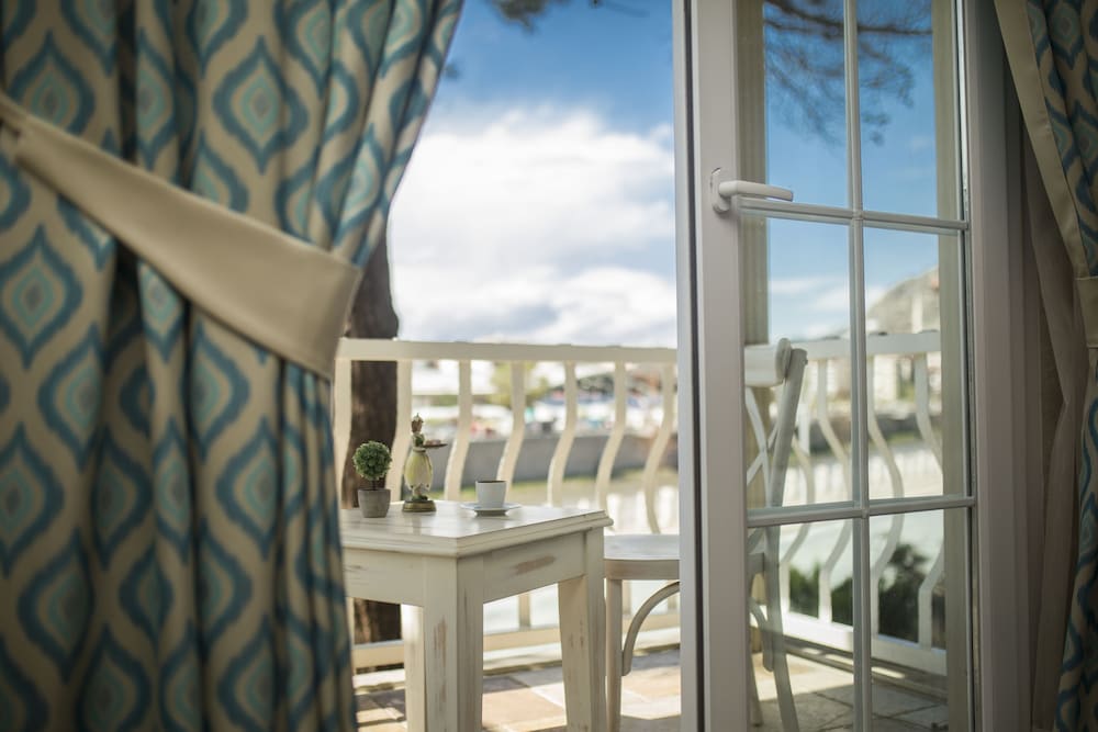 Hatunca Otel & Restaurant 33/47