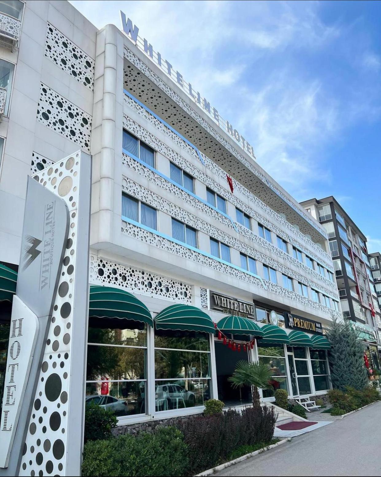 White Line Boutique Hotel 4/27