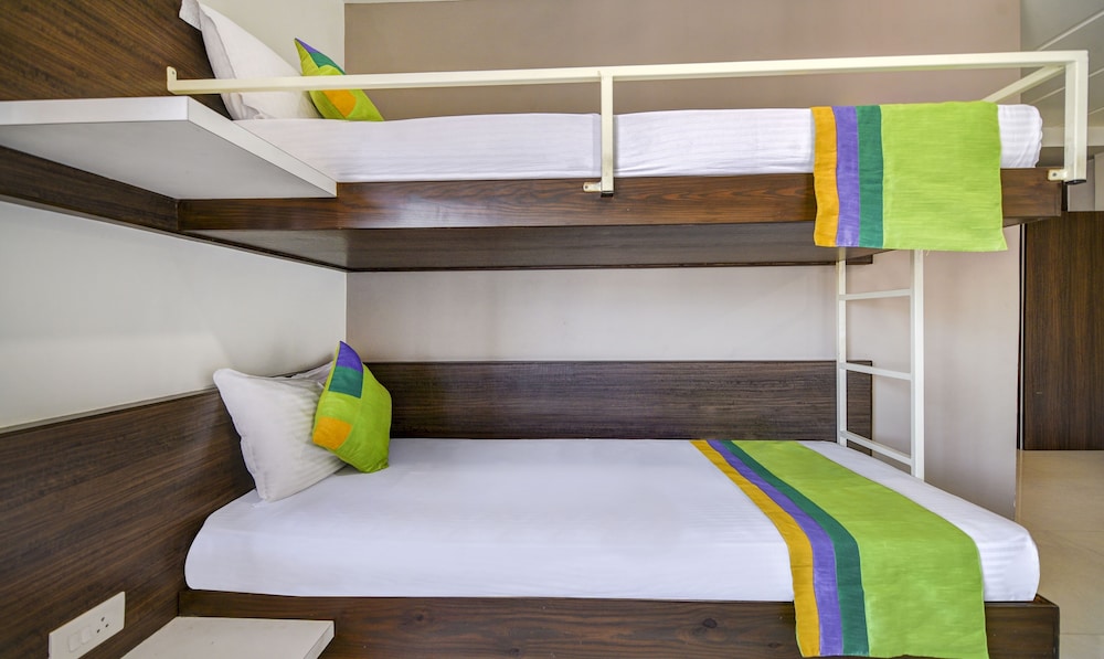 Treebo Shree Sai Suites 21/32