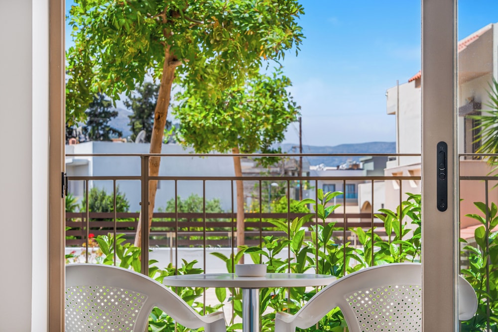 Creta Verano Hotel 44/50
