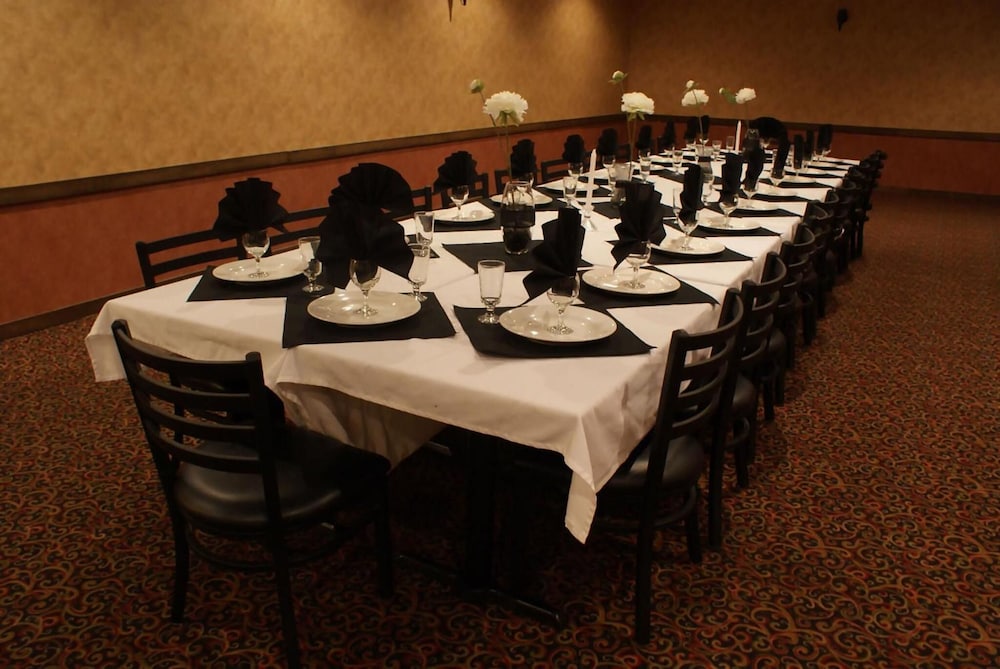 restaurant cafeteria