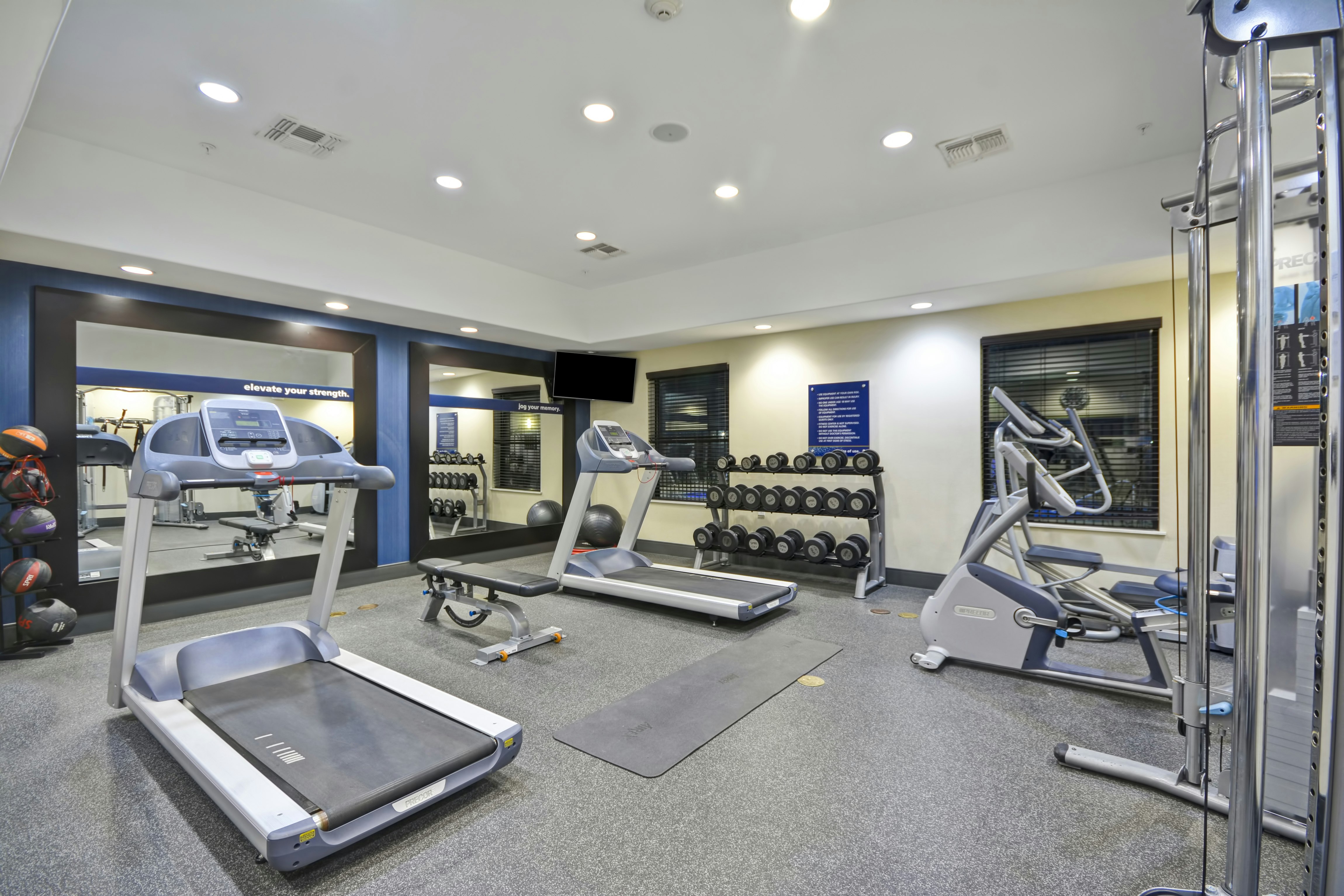 Hampton Inn Kenedy 36/57