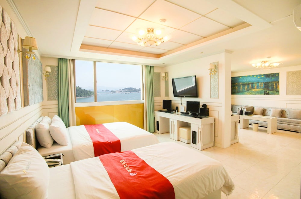 Yeosu Haebeach Hotel 7/16